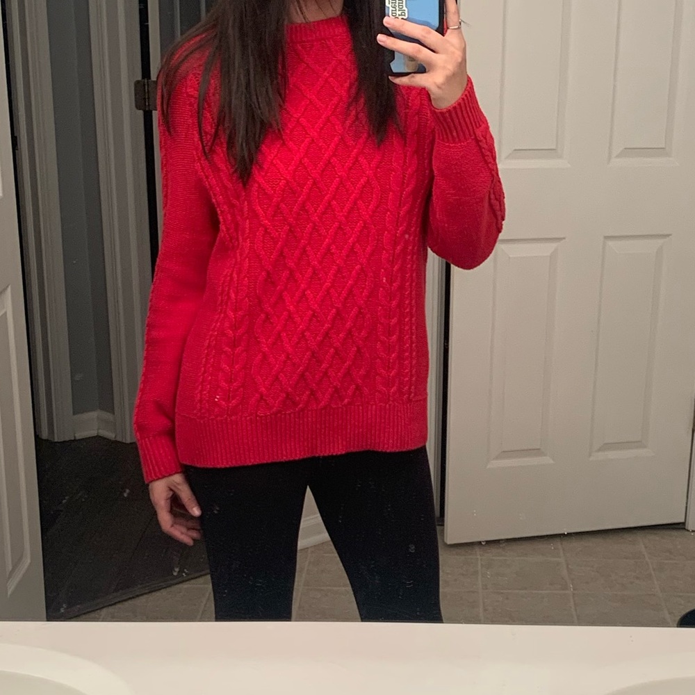 Old Navy cozy red sweater